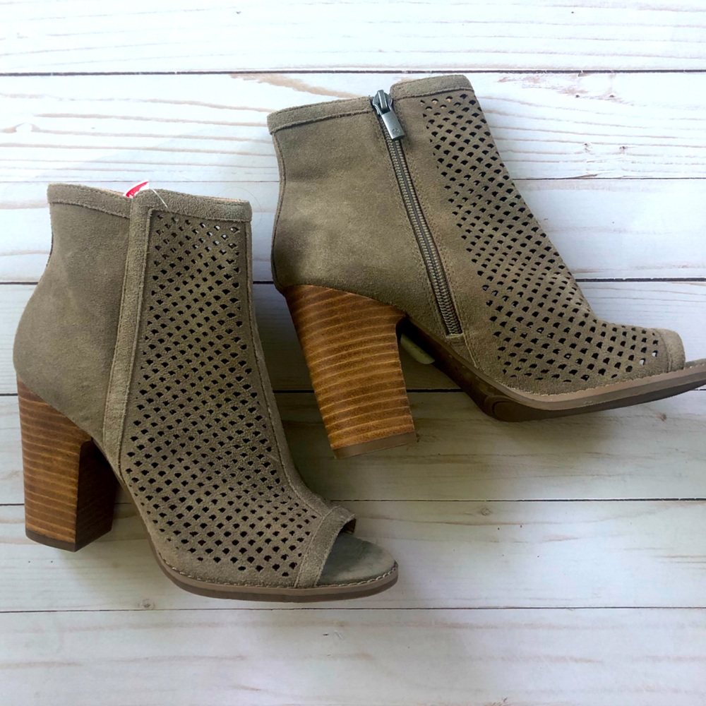 Lucky Brand Peep toe booties